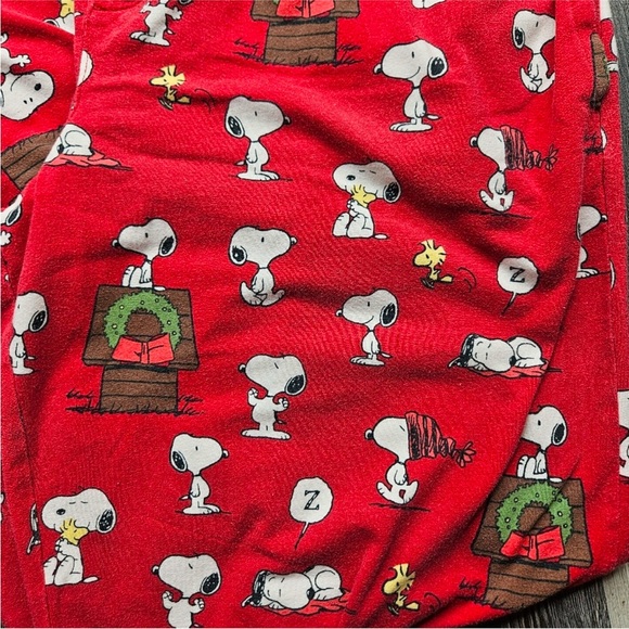 Bought these great pajamas but they are for Men not women. - Picture 3 of 5